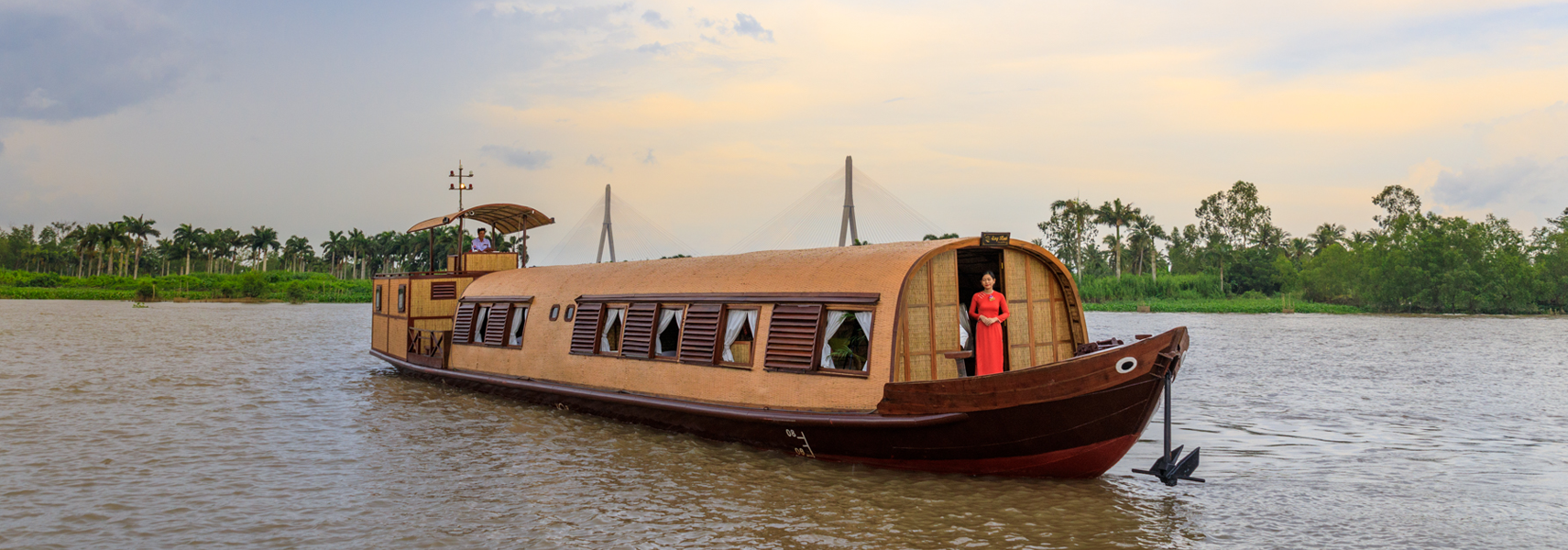 Song Xanh Sampan Cruises