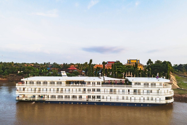 Mekong Navigator from Siem Reap to Phnom Penh 4 Days