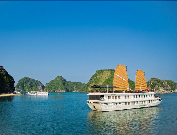 Indochina Sails 02 days