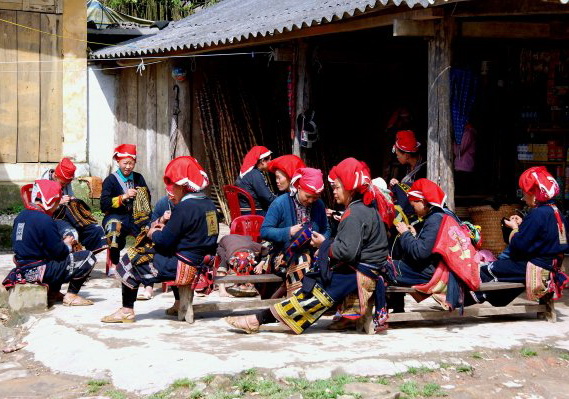 Red Dao hill tribe