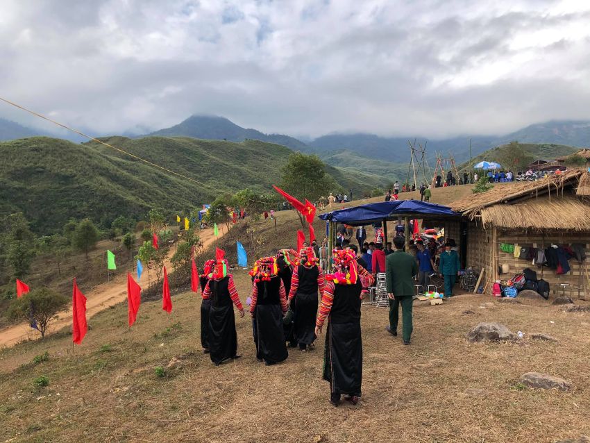 Ha Nhi Hill tribe in Muong Te