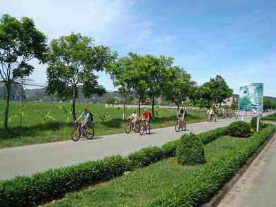 Biking tour mekong delta
