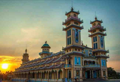 Cu Chi Tunnels and Cao Dai Temple Full day tour