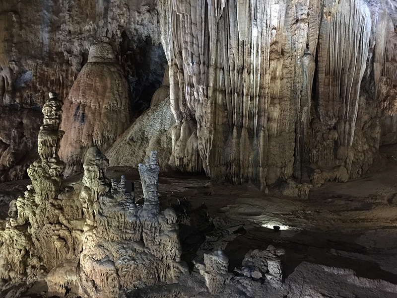 Paradise Cave - Thien Duong Cave