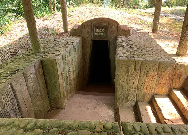 Vinh Moc Tunnels