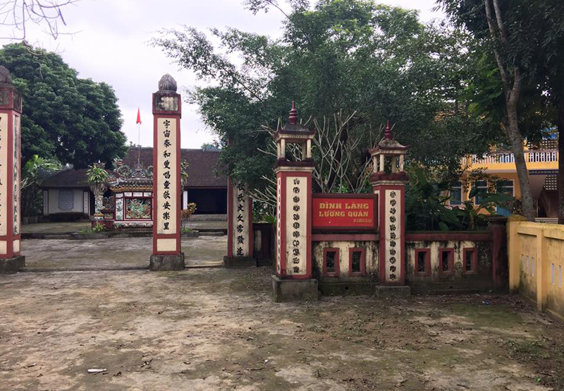 Thuy Bieu Village Temple