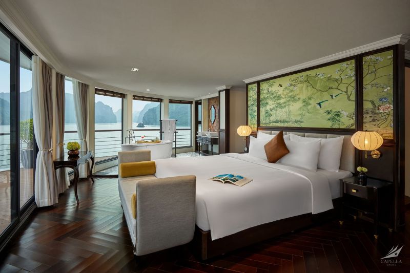 Room on Capella Cruise Lan Ha Bay