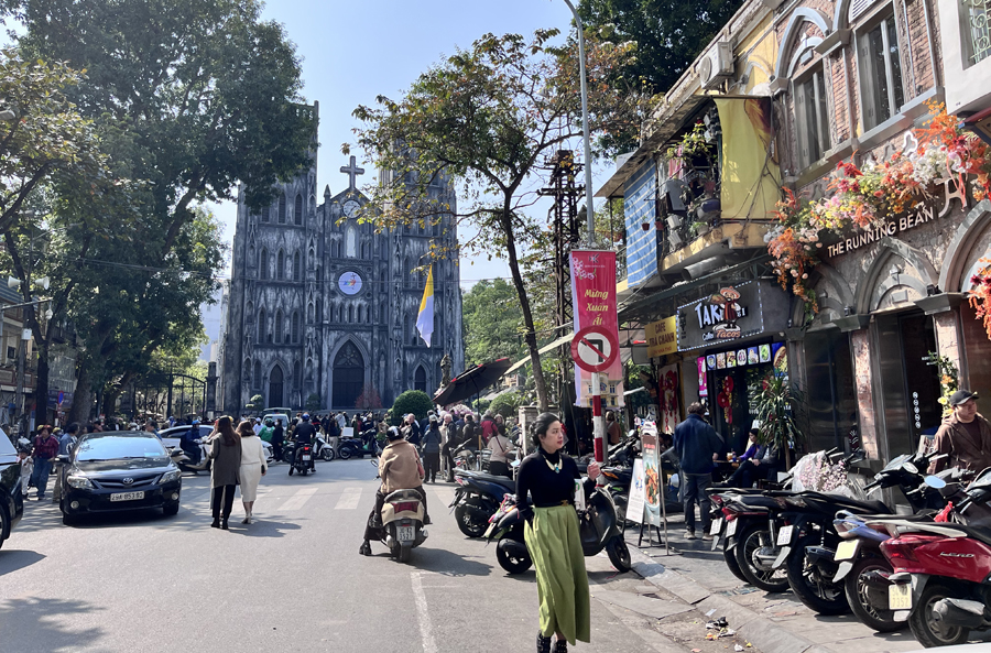 Sunny Day in Hanoi