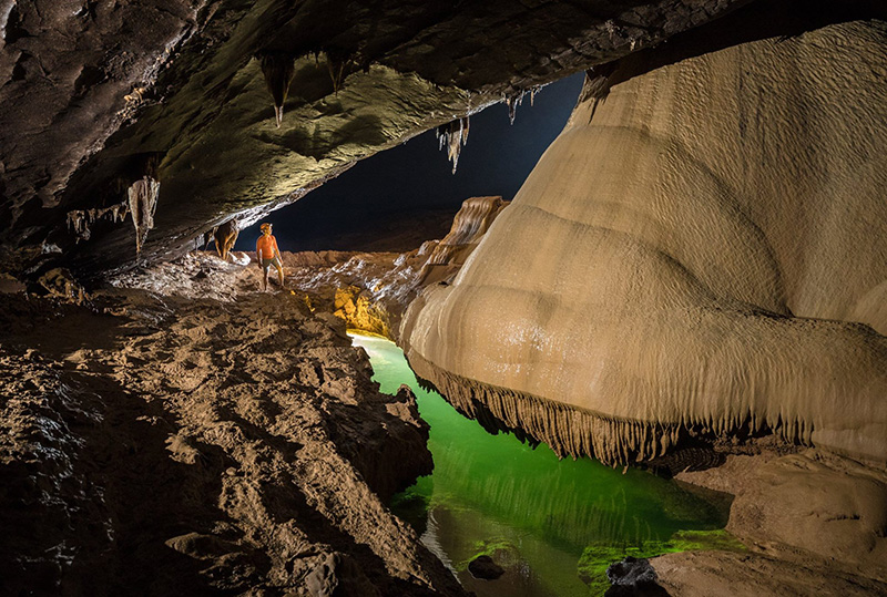 Paradise Cave - Thien Duong Cave