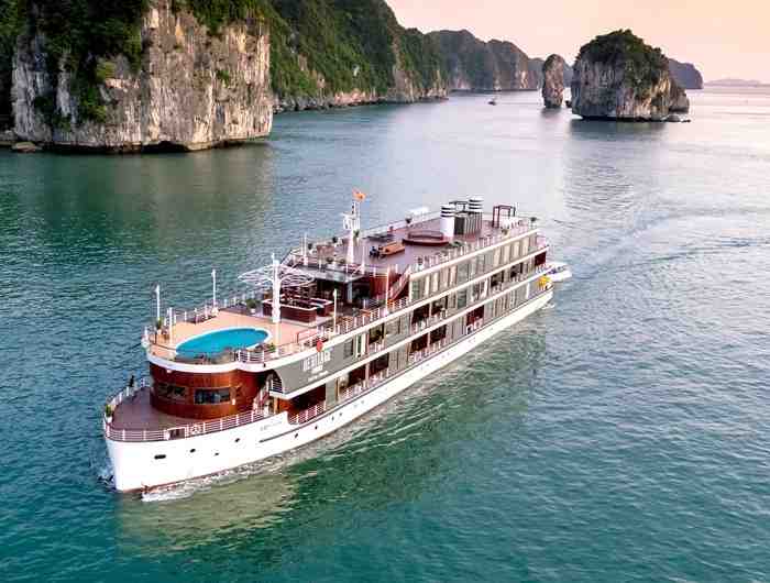 Heritage Cruises Binh Chuan ?? Heritage Cruises Binh Chuan