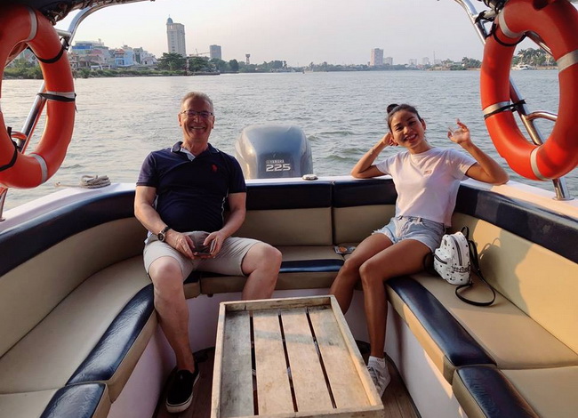 Sai Gon River tour by Speed Boat