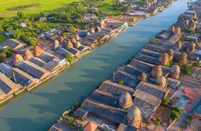 Highlights of Vietnam and Mekong River Cruise