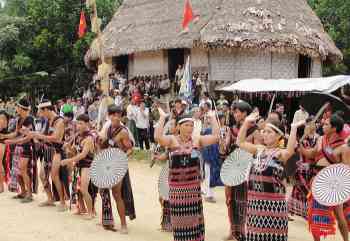 Bho Hoong Village Homestay Tour