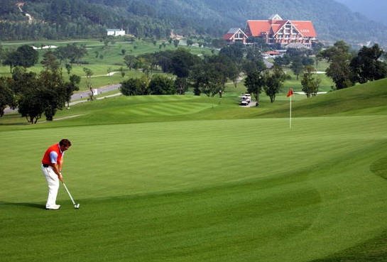 Ho Chi Minh Golf Tour at Song Be Resort Golf 3 days