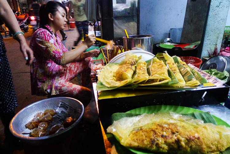 Ho Chi Minh City and Street Food Eat