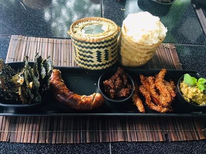 Dyen Sabai Restaurant