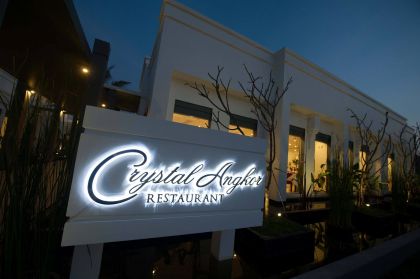 Chrystal Angkor Restaurant