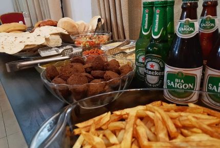 Kosher food at a Party