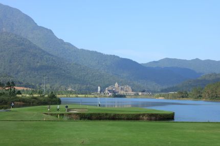 Thanh Lanh Golf Course in Phu Tho, the new golf course near Hanoi