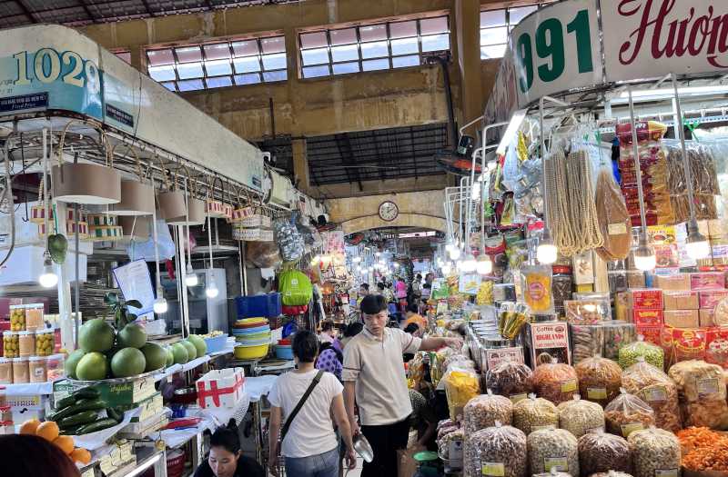 Inside Ben Thanh Market