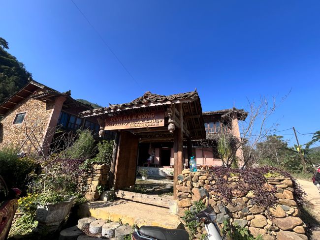 local house in Quan Ba